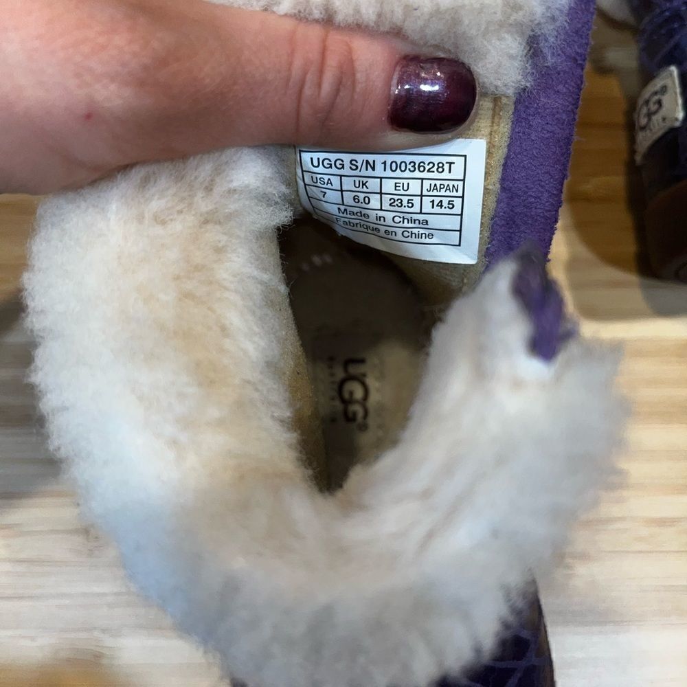 Ugg boots Jorie Croc purple girls size 7 - Picture 5 of 6